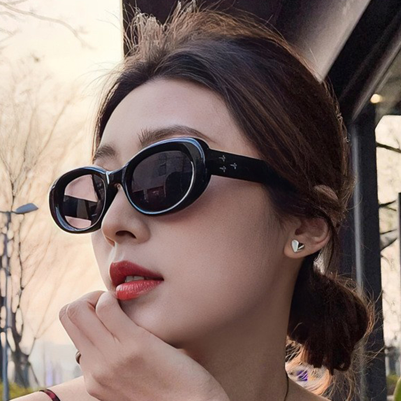 Kính Mát Gọng Nhỏ Phong Cách Cổ Điển Hàn Quốc