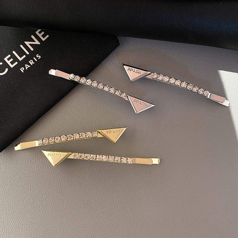 Kẹp Tóc Hình Tam Giác In Chữ Phong Cách Hàn Quốc Thanh Lịch Cho Nữ