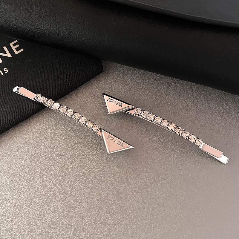 Kẹp Tóc Hình Tam Giác In Chữ Phong Cách Hàn Quốc Thanh Lịch Cho Nữ