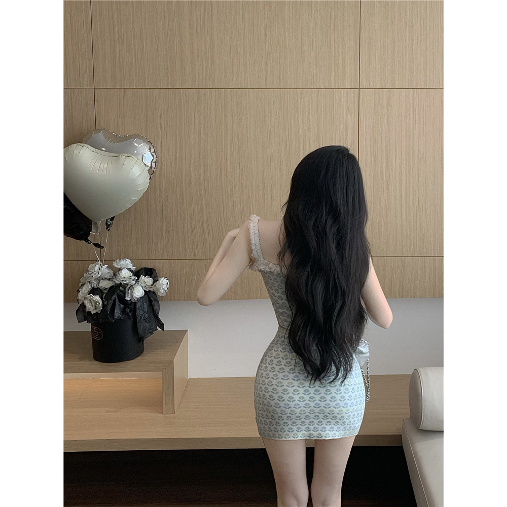 Lalisas Set Áo Hai Dây Dệt Kim Thủ Công Thiết Kế Ngọt Ngào + Chân Váy Ngắn Lưng Cao Quyến Rũ Cho Nữ (Đặt Hàng)