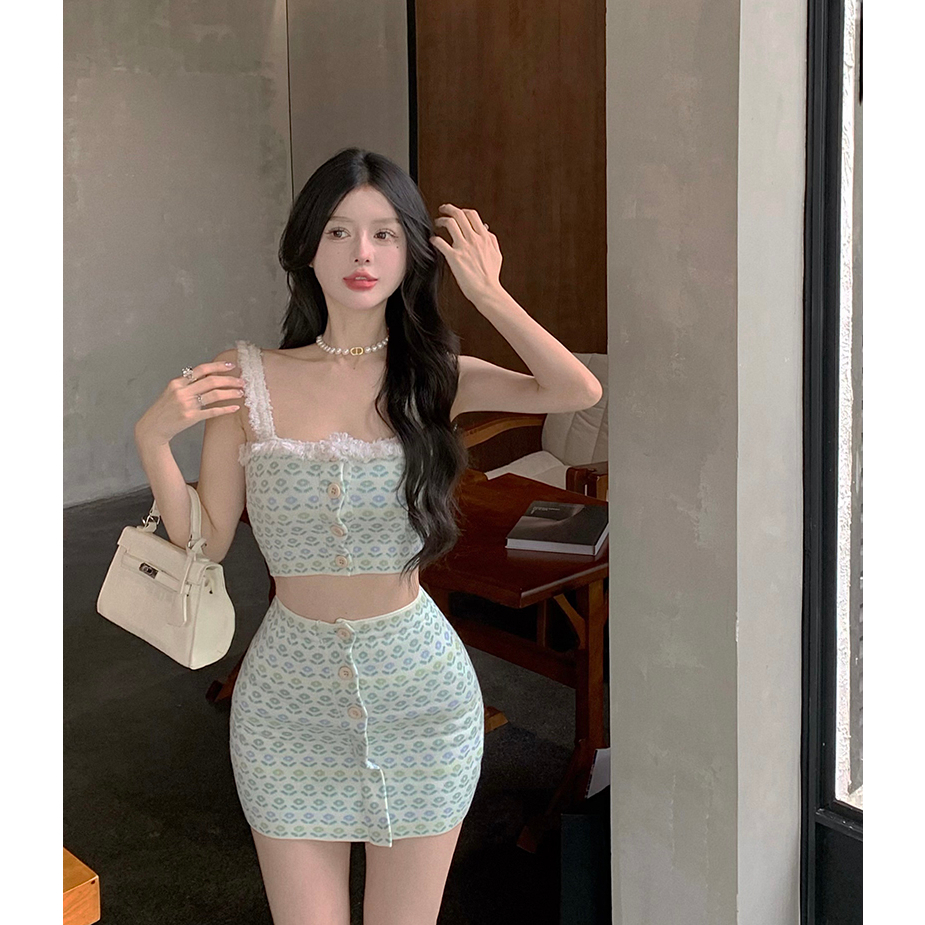 Lalisas Set Áo Hai Dây Dệt Kim Thủ Công Thiết Kế Ngọt Ngào + Chân Váy Ngắn Lưng Cao Quyến Rũ Cho Nữ (Đặt Hàng)