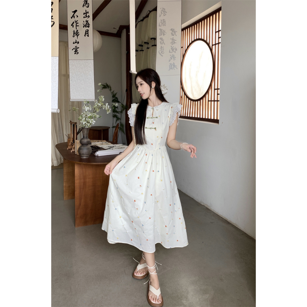 Lalisas Đầm Dài Vừa Ghép Vải Họa Tiết Hoa Phối Nút Kiểu Trung Hoa