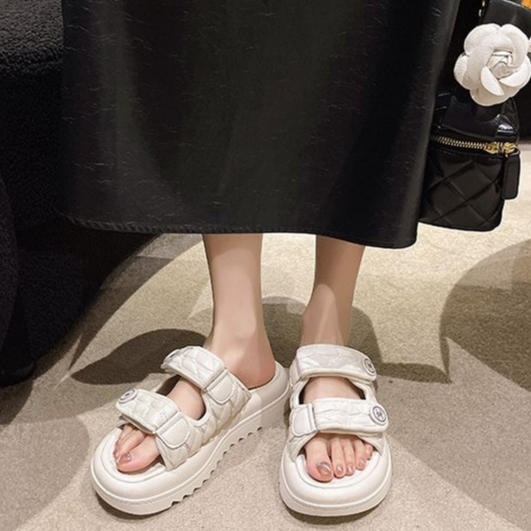 Sandal Quai Dán Đế Phẳng Dày Dặn Phong Cách Thời Trang Mới Có Size Lớn 35-43 Dành Cho Nữ