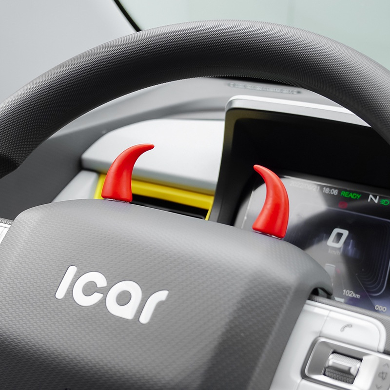 Miếng Dán Trang Trí Vô Lăng Xe Hơi Hình Sừng Quỷ Dễ Thương Thông Dụng