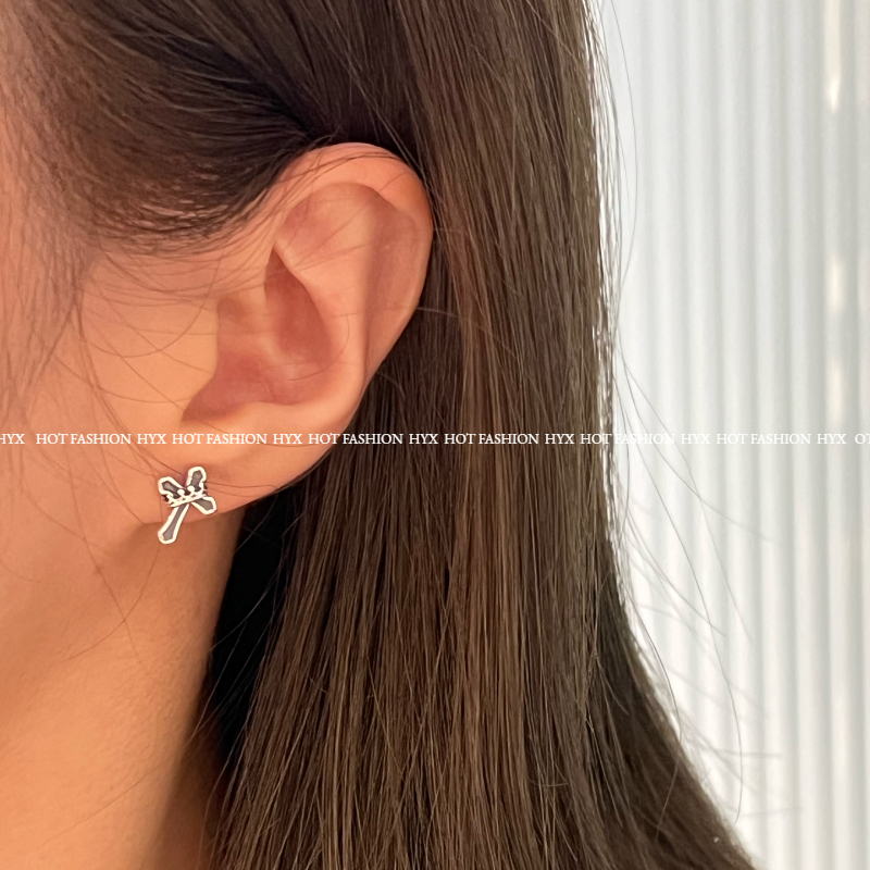 Bông Tai Bạc Mini Hình Thánh Giá Cá Tính Cho Nữ