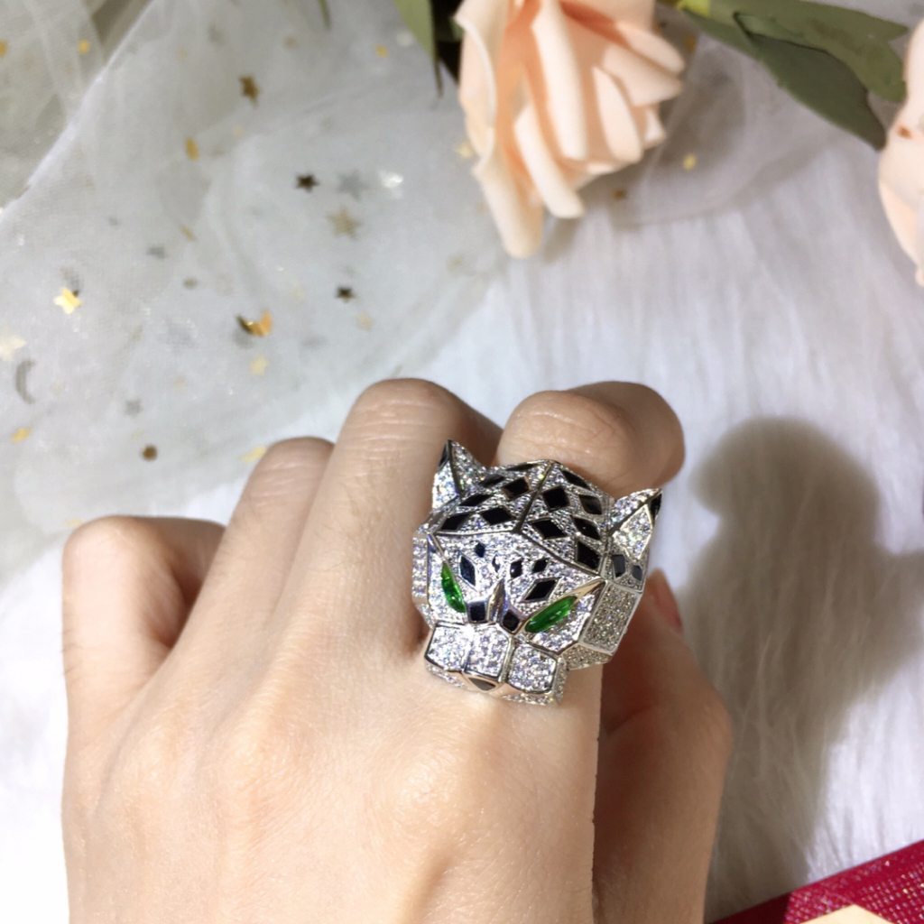 Nhẫn Đôi Thép Không Gỉ Đính Đá Zircon Họa Tiết Da Báo