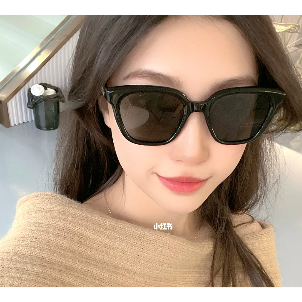 Kính Mát Màu Đen Hình Quái Vật Billy 01 2023