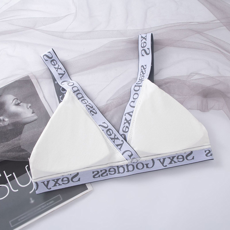 Quần Lót Thể Thao Cotton Không Gọng Thép Thoáng Khí In Chữ Cá Tính Cho Nữ