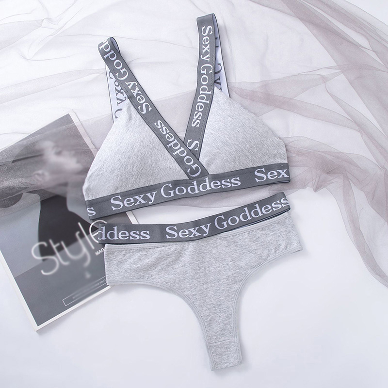 Quần Lót Thể Thao Cotton Không Gọng Thép Thoáng Khí In Chữ Cá Tính Cho Nữ