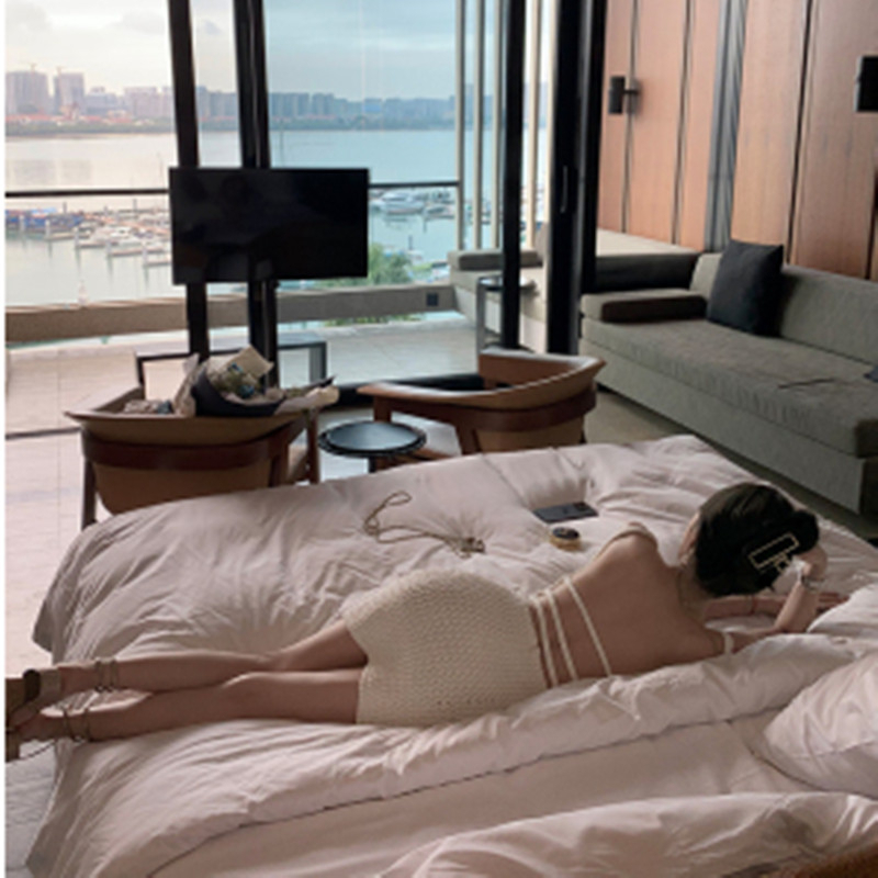 QADCOL Đầm Hai Dây Hở Lưng Màu Trắng Quyến Rũ Dành Cho Nữ