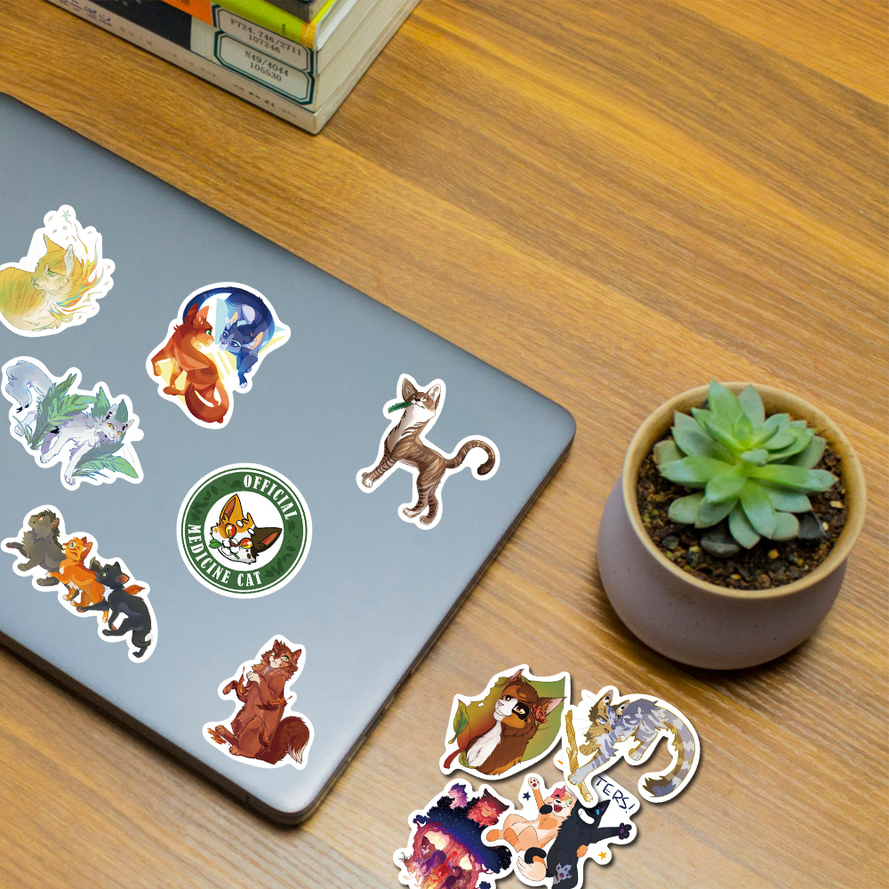 Bộ 50 Miếng Dán Hoạt Hình Chống Thấm Nước Trang Trí Laptop / Máy Tính / Điện Thoại