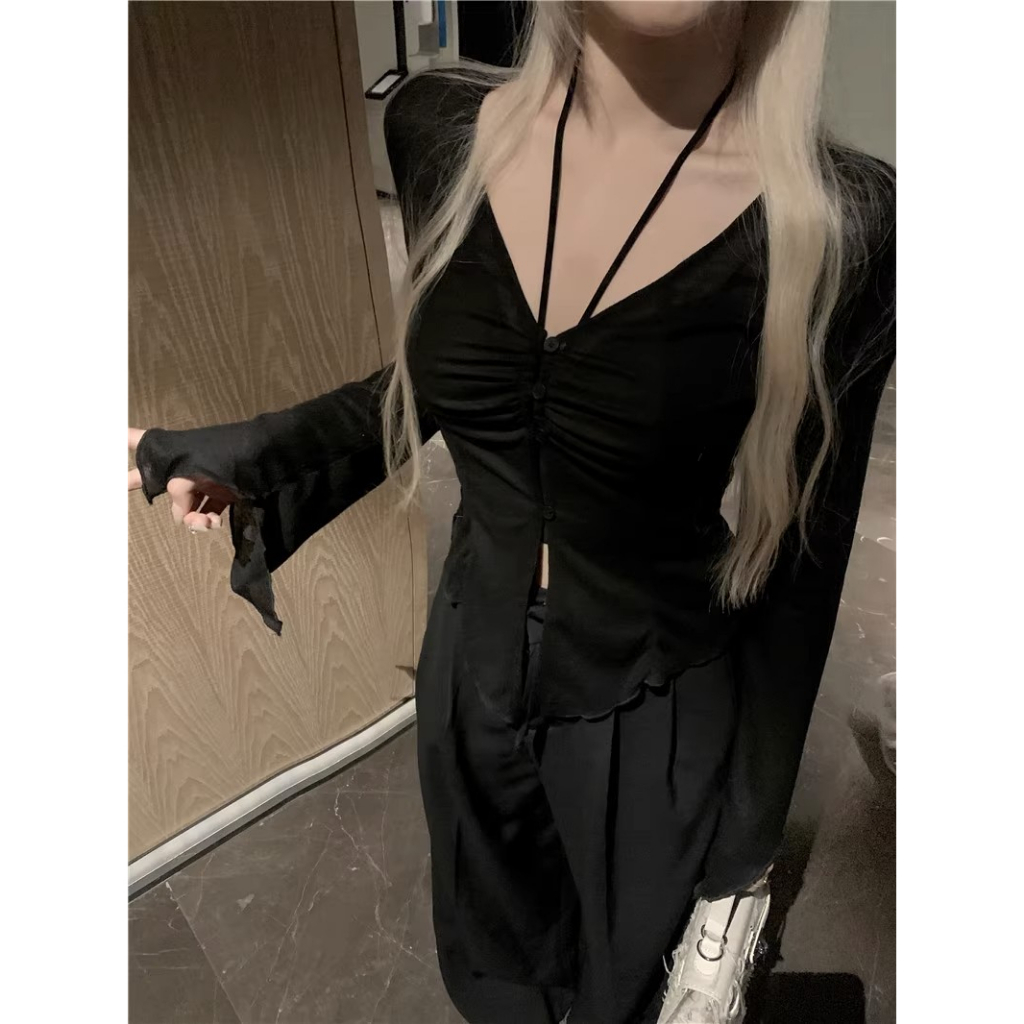 Áo Croptop Hai Dây Cổ Chữ V Màu Trơn Dáng Ôm Thời Trang Mùa Hè Quyến Rũ Cho Nữ