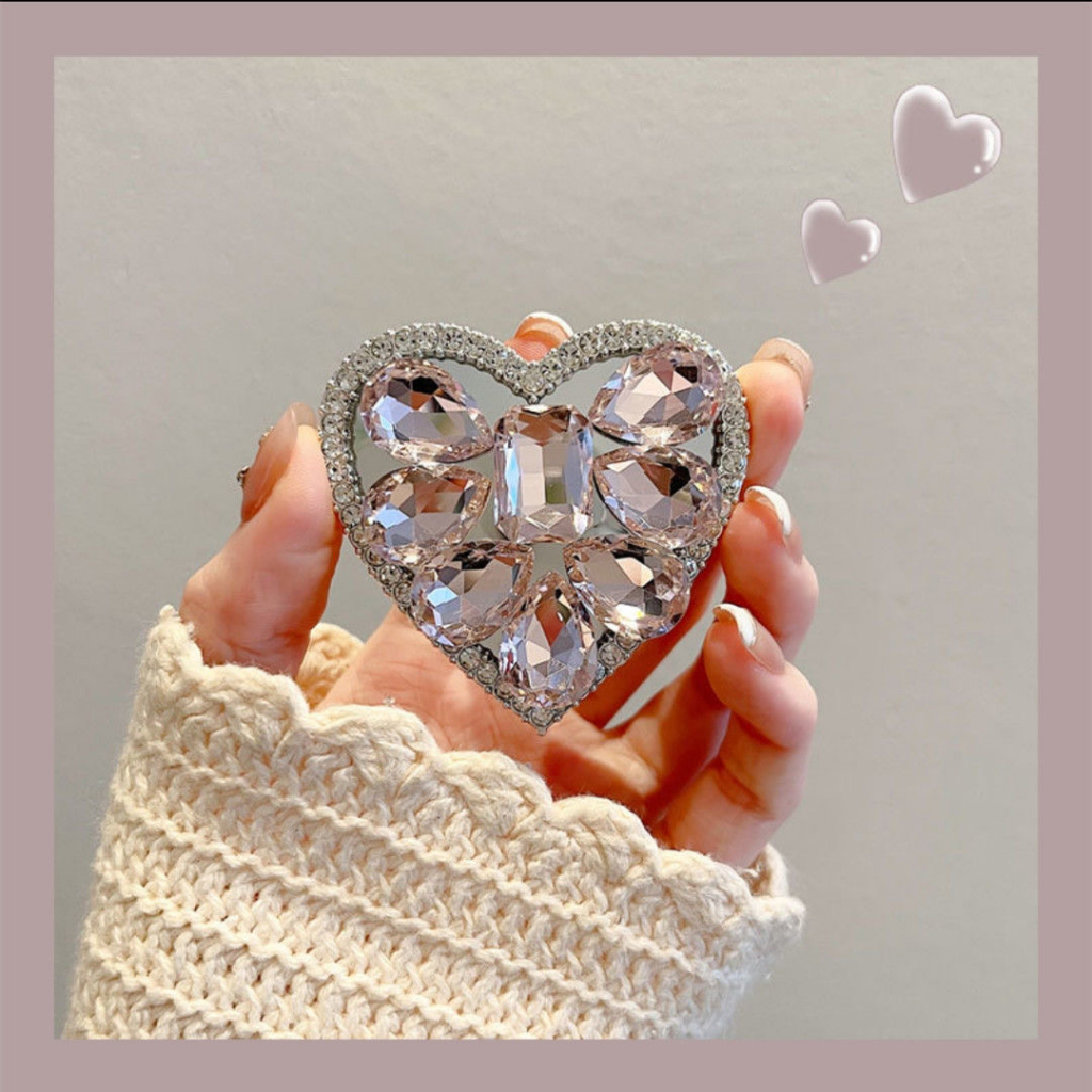 Giá Đỡ Điện Thoại Hình Trái Tim Đính Đá Sang Trọng