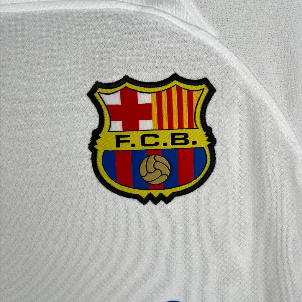 Áo Thun Đá Banh Số 23 / 24 Câu Lạc Bộ Barcelona Sân Khách Pedri