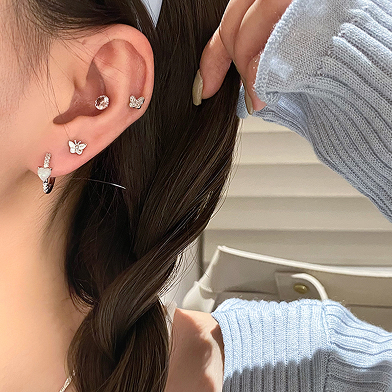 Bông Tai Thép Titan G23 Hình Thánh Giá / Ngôi Sao / Trái Tim Đính Kim Cương Giả Phong Cách Cá Tính