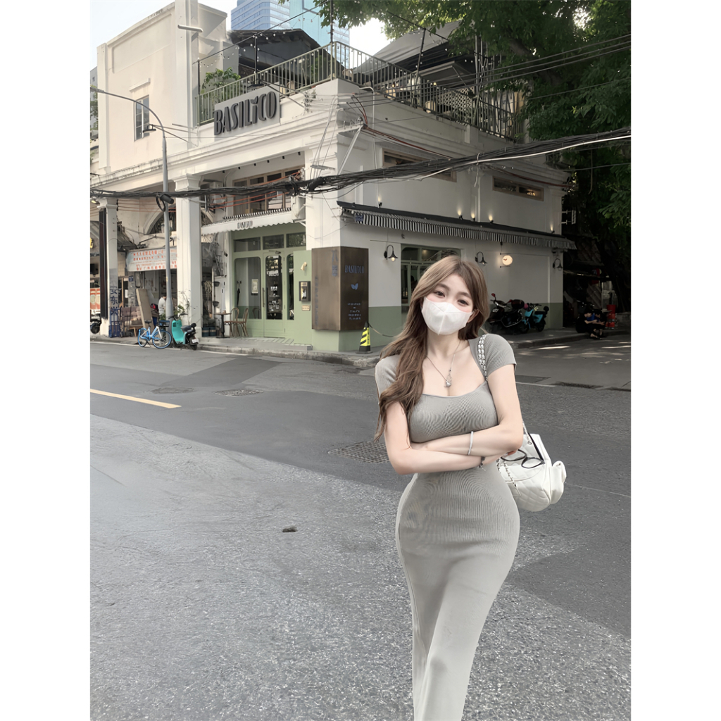 【COLORBLLIND】Áo Dệt Kim Ngắn Tay Cổ Vuông Dáng Ôm Gợi Cảm Cho Nữ