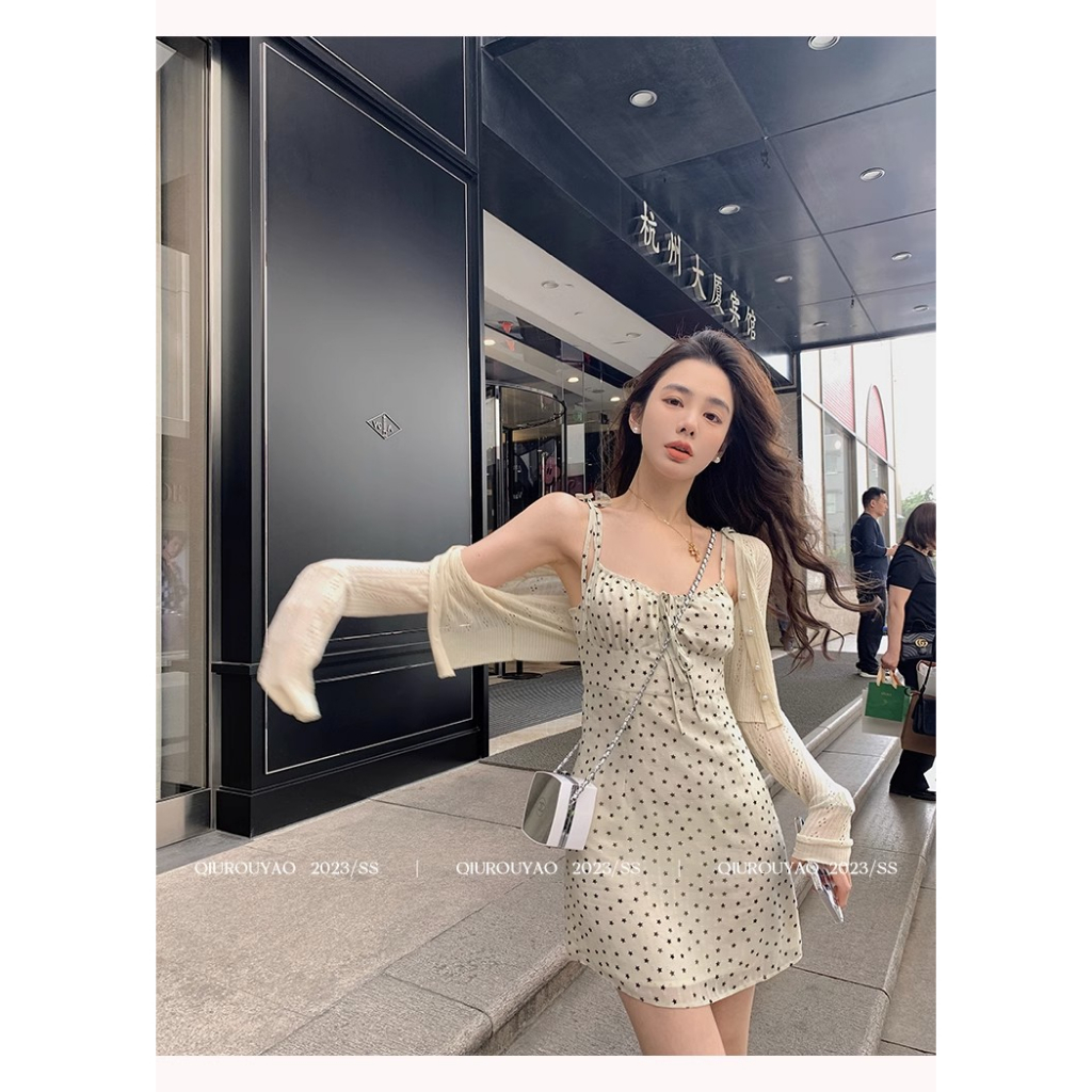Bộ Áo Khoác Cardigan + Đầm Hai Dây Họa Tiết Chấm Bi Phong Cách Thời Trang Mùa Hè Mới 2023