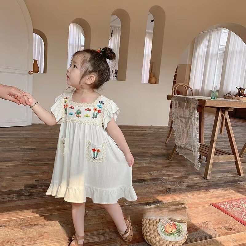 Đầm Thêu Ren Hoa Tay Bay Ngọt Ngào Thời Trang Mùa Hè 2023 Cho Bé Gái