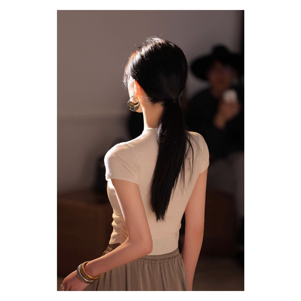 Áo Thun Dệt Kim Ngắn Tay Ôm Dáng Thiết Kế Xếp Ly Viền Cạnh Màu Hồng Cho Nữ