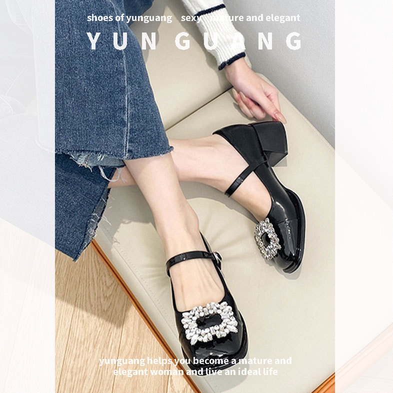 Yunguang Giày Cao Gót Mary Jane Đế Dày Đính Đá Có Khóa Cài Một Bên