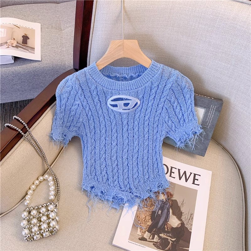 Áo Thun Dệt Kim Tay Ngắn Hở Vai Thêu Họa Tiết Phong Cách Mỹ Thời Trang Cho Nữ