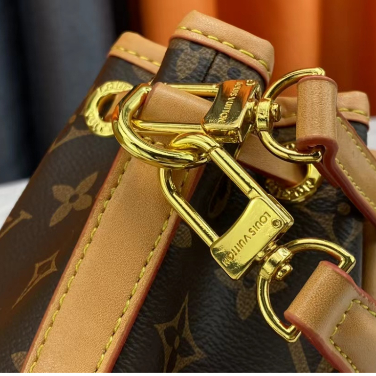 Túi Xách LV Louis Vuitton M46291 Thiết Kế Sang Trọng