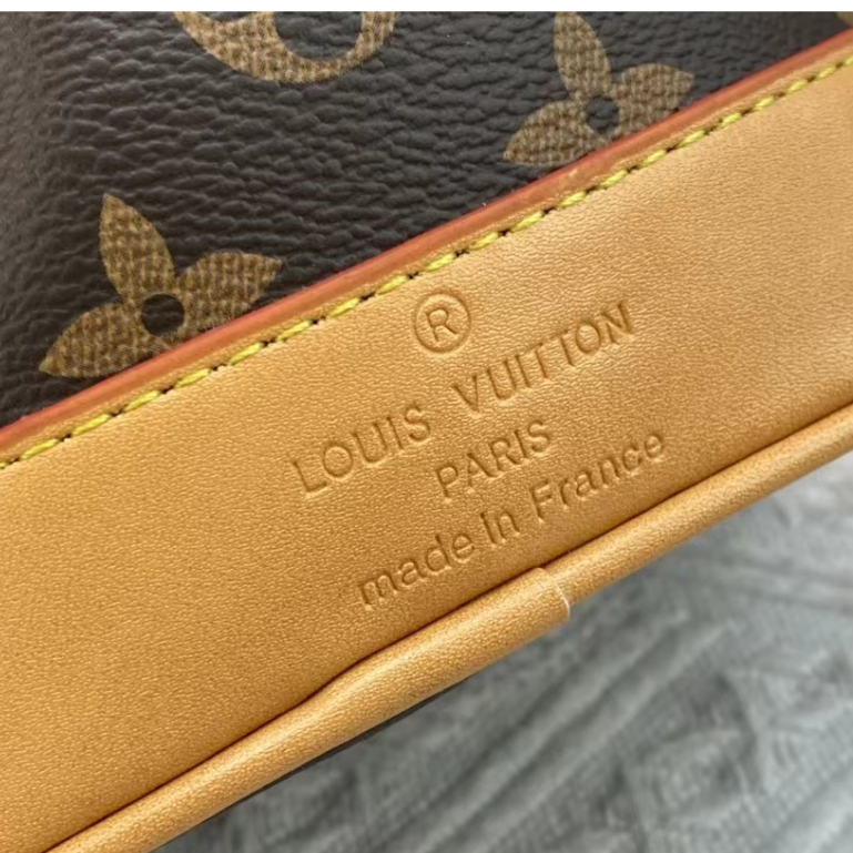 Túi Xách LV Louis Vuitton M46291 Thiết Kế Sang Trọng