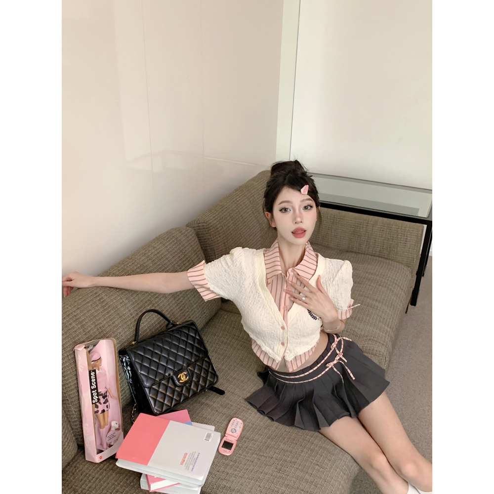 Bộ Áo Sơ Mi Ngắn Tay + Chân Váy Xếp Ly Đáng Yêu Cho Nữ