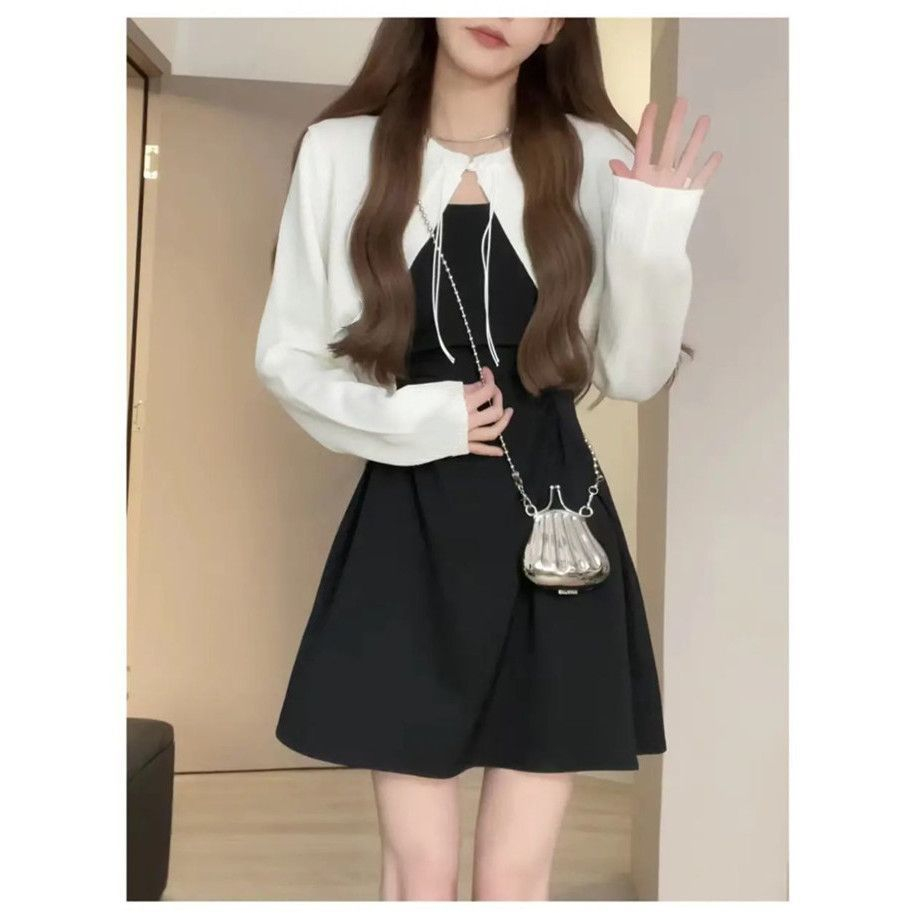 Đầm Hai Dây Dáng Ôm Dài Vừa Vặn Phong Cách Ngọt Ngào Thời Trang Xuân Hè Mới Dành Cho Bạn Nữ