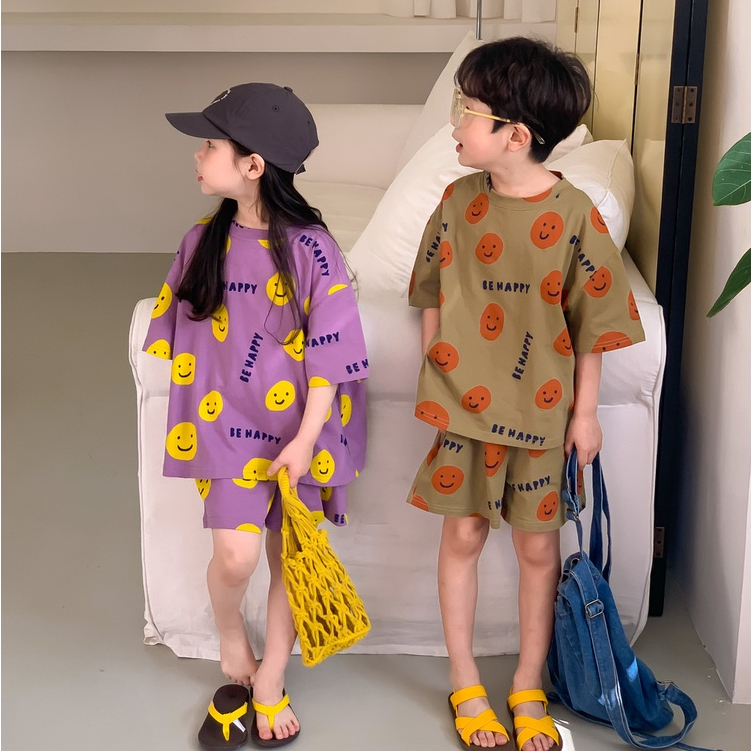 Bộ Áo Thun Tay Ngắn Dáng Rộng In Hình Mặt Cười + Quần Thời Trang Cho Bé
