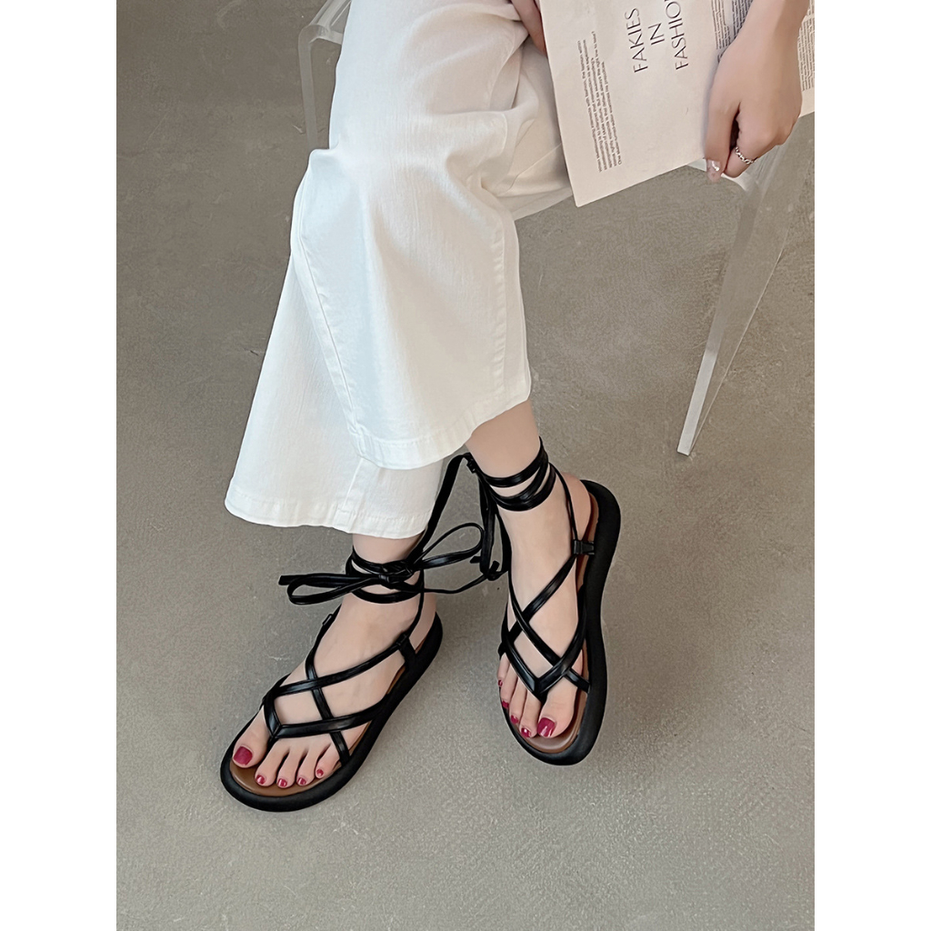 Giày Sandal Xỏ Ngón Đế Phẳng Phong Cách Retro Mùa Hè Mới Cho Nữ