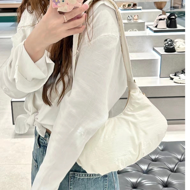 Mùa Hè Mới Cnk23 Mùa Hè 20271138 Túi Dây Rút Xếp Ly Thời Trang Cho Nữ