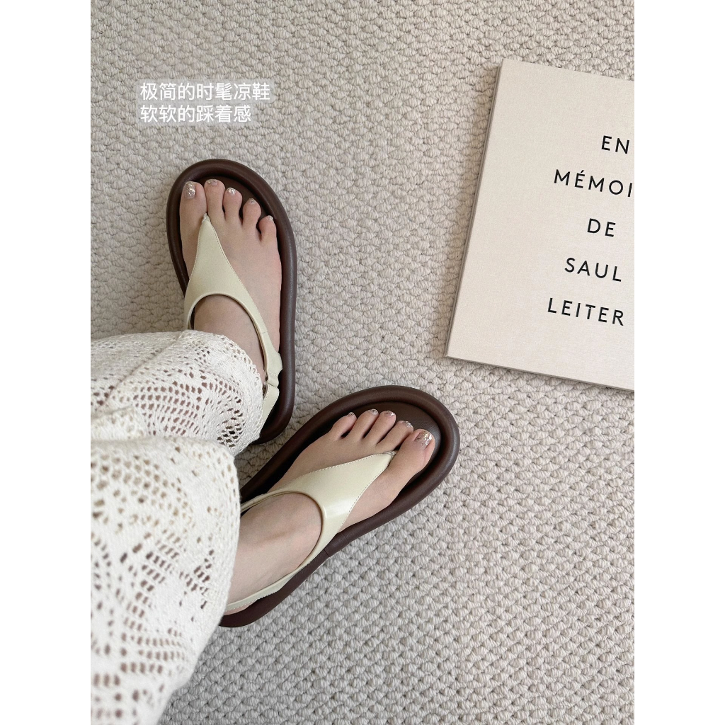 Dép Sandal Xỏ Ngón Đế Bằng Mũi Tròn Thời Trang Mùa Hè 2023 Bằng Da Phong Cách Roman Cho Nữ