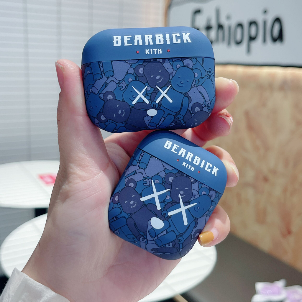 Vỏ Bảo Vệ Hộp Sạc Tai nghe không dây Airpods 3 Pro 1 / 2 Hình Gấu Màu Nhám Dễ Thương