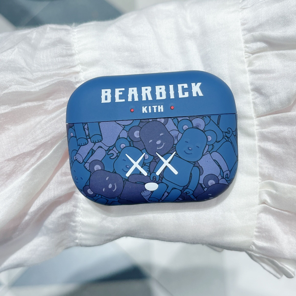 Vỏ Bảo Vệ Hộp Sạc Tai nghe không dây Airpods 3 Pro 1 / 2 Hình Gấu Màu Nhám Dễ Thương