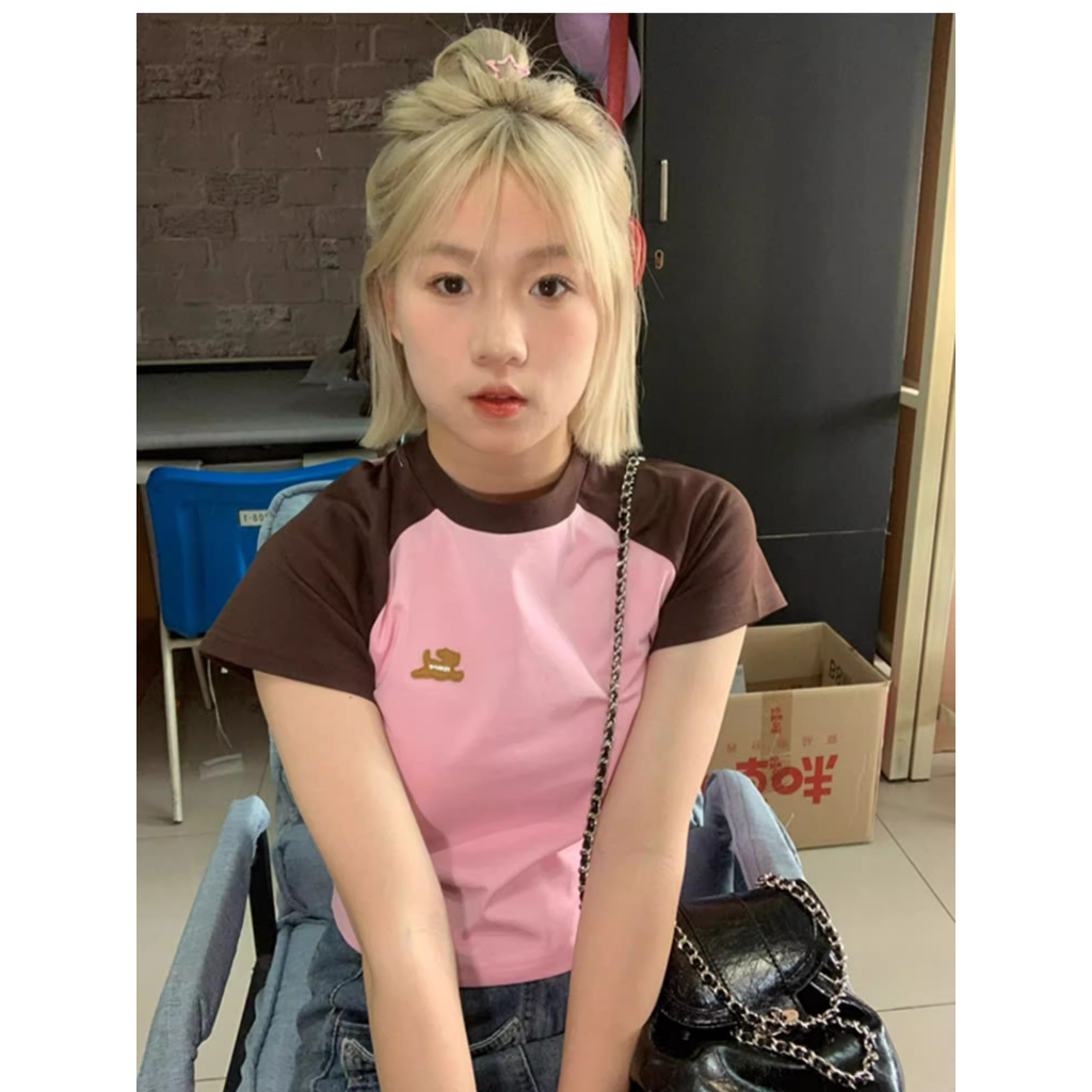 Áo Thun Raglan Tay Ngắn Khoét Vai Màu Tương Phản Thời Trang Cho Nữ