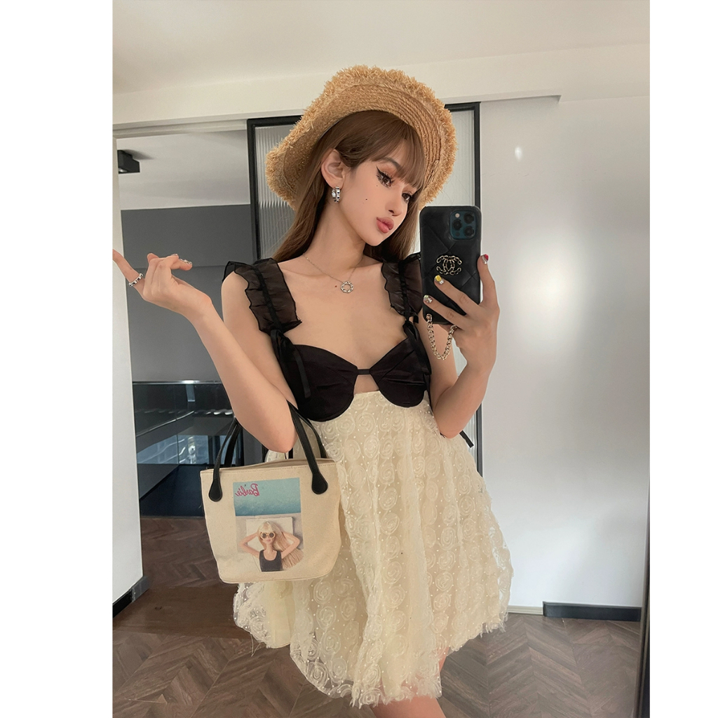 Đầm Chữ A Sát Nách Hở Lưng Phối Bèo Màu Sắc Tương Phản Thời Trang Đi Biển Cho Nữ