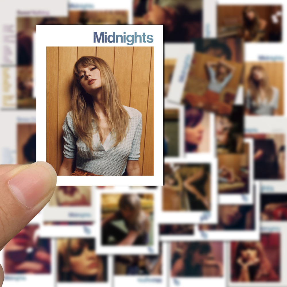 Bộ 50 Miếng Dán Chống Nước Dùng Trang Trí Laptop / Mũ Bảo Hiểm / Điện Thoại