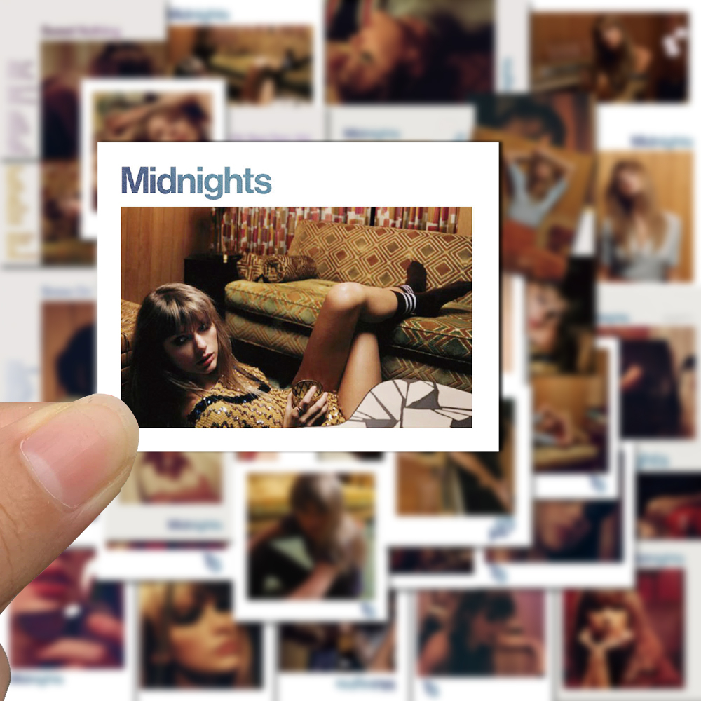 Bộ 50 Miếng Dán Chống Nước Dùng Trang Trí Laptop / Mũ Bảo Hiểm / Điện Thoại