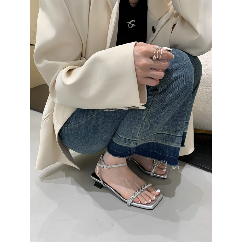 Ali Lovers Niche Giày Sandal Dây Bạc Đính Đá Thời Trang Mùa Hè Quyến Rũ Dành Cho Nữ