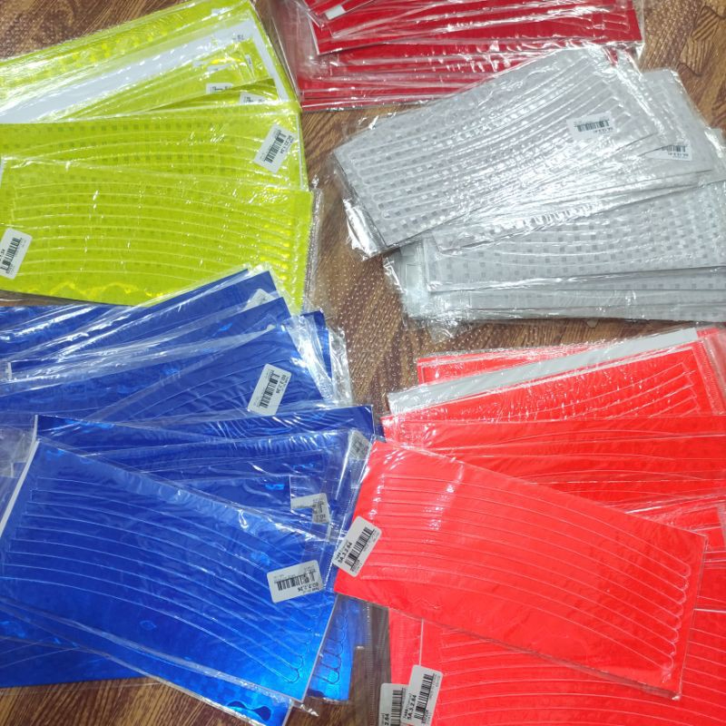 Miếng Dán Phản Quang Trang Trí Xe Đạp Vào Ban Đêm