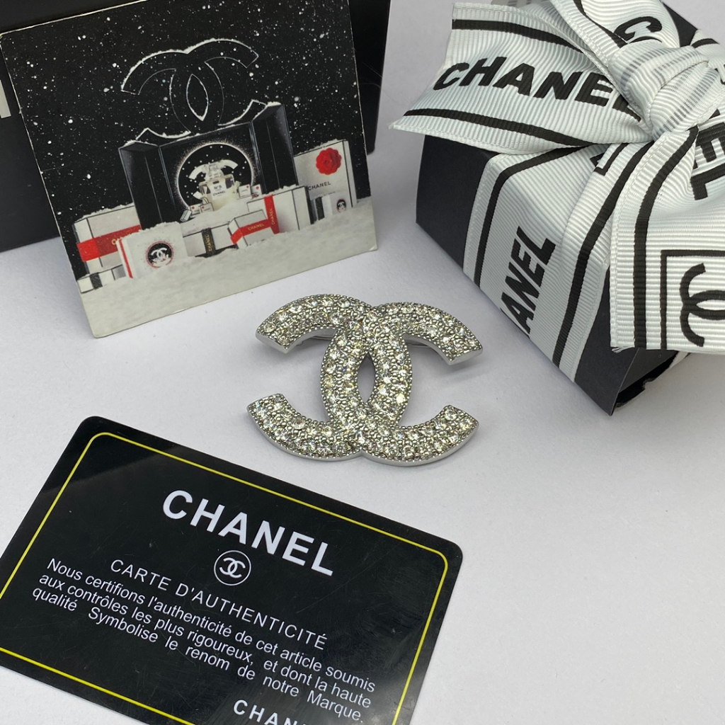 Mới Trâm Cài Áo Hình Hai Chữ C Đính Đá Thời Trang