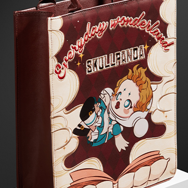 POP MART SKULLPANDA Everyday Wonderland Series-Tote Bag SKULLPANDA Mỗi Ngày Túi Dòng Wonderland