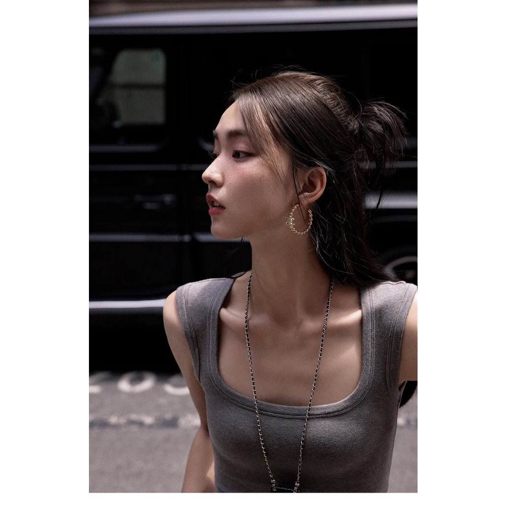 Áo Thun Không Tay Cổ Chữ U Thời Trang Mùa Hè Sành Điệu Cho Nữ