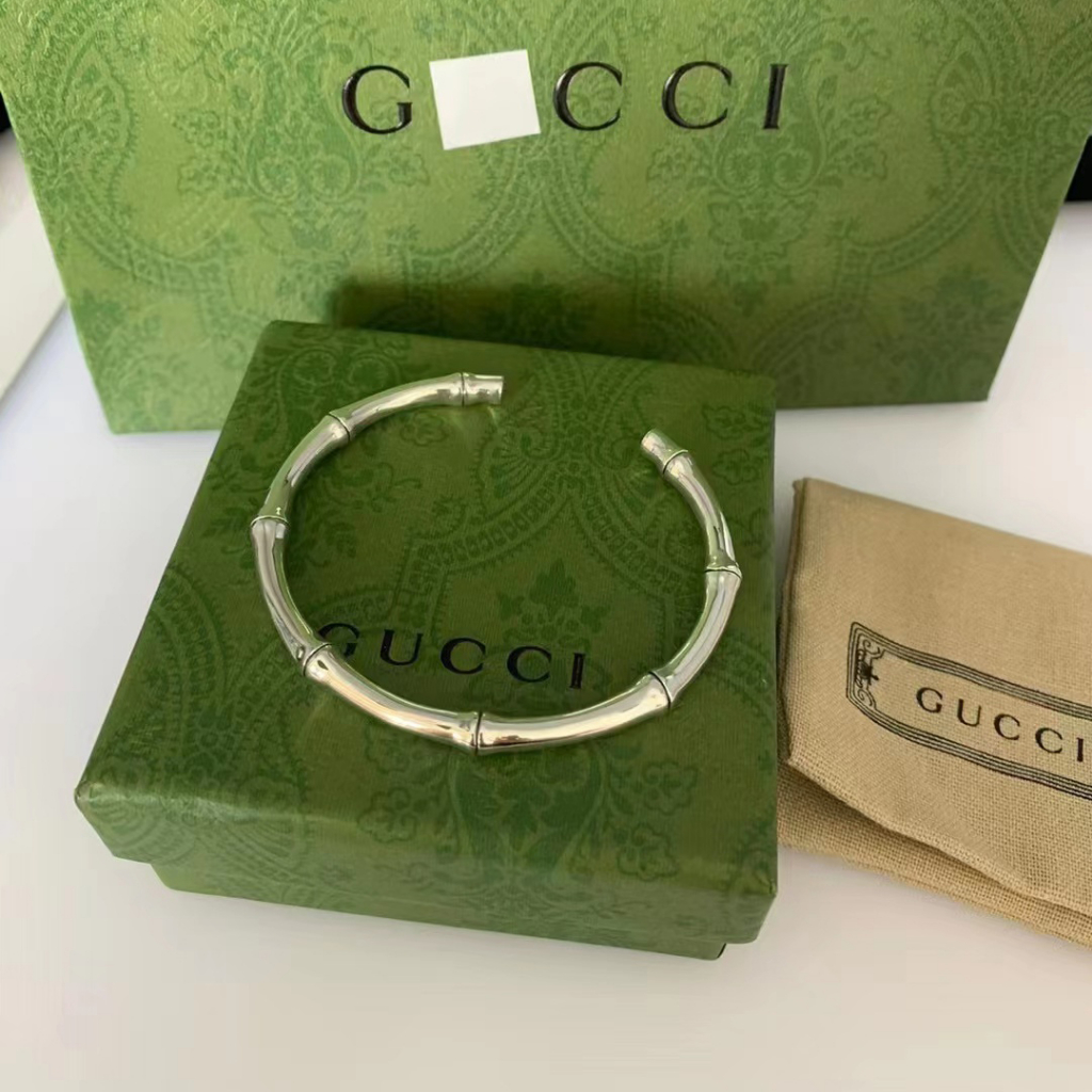 Vòng Tay Gucci Bằng Tre Phong Cách Cho Một Người