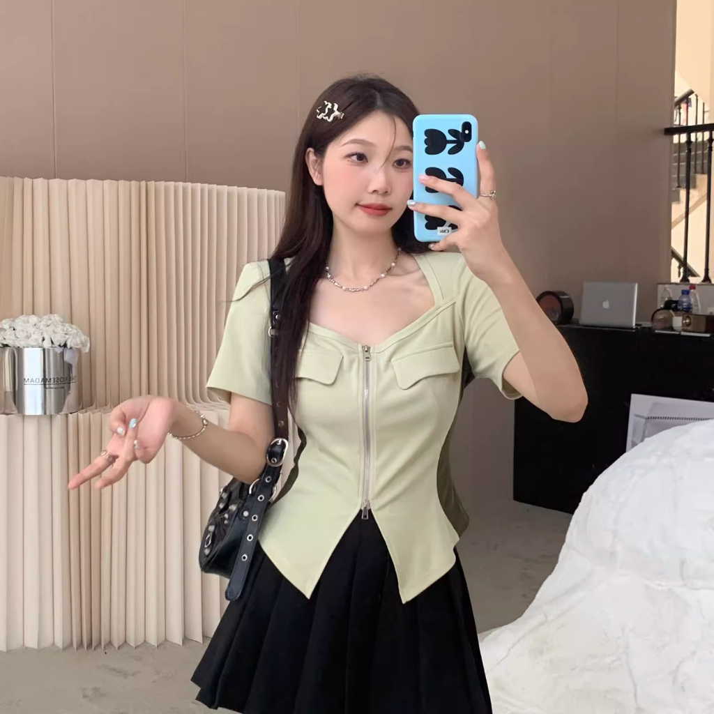 Áo Thun Tay Ngắn Cổ Vuông Có Khóa Kéo Trước Vai Màu Sắc Nhẹ Nhàng Phong Cách Mỹ Thời Trang Mùa Hè Cho Nữ Màu sắc va chạm ôm áo y2k