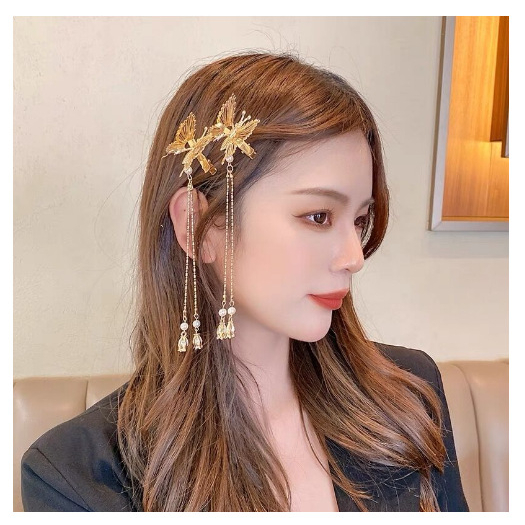 Kẹp Tóc Hình Bướm Bằng Kim Loại Phối Tua Rua Xinh Xắn Cho Nữ
