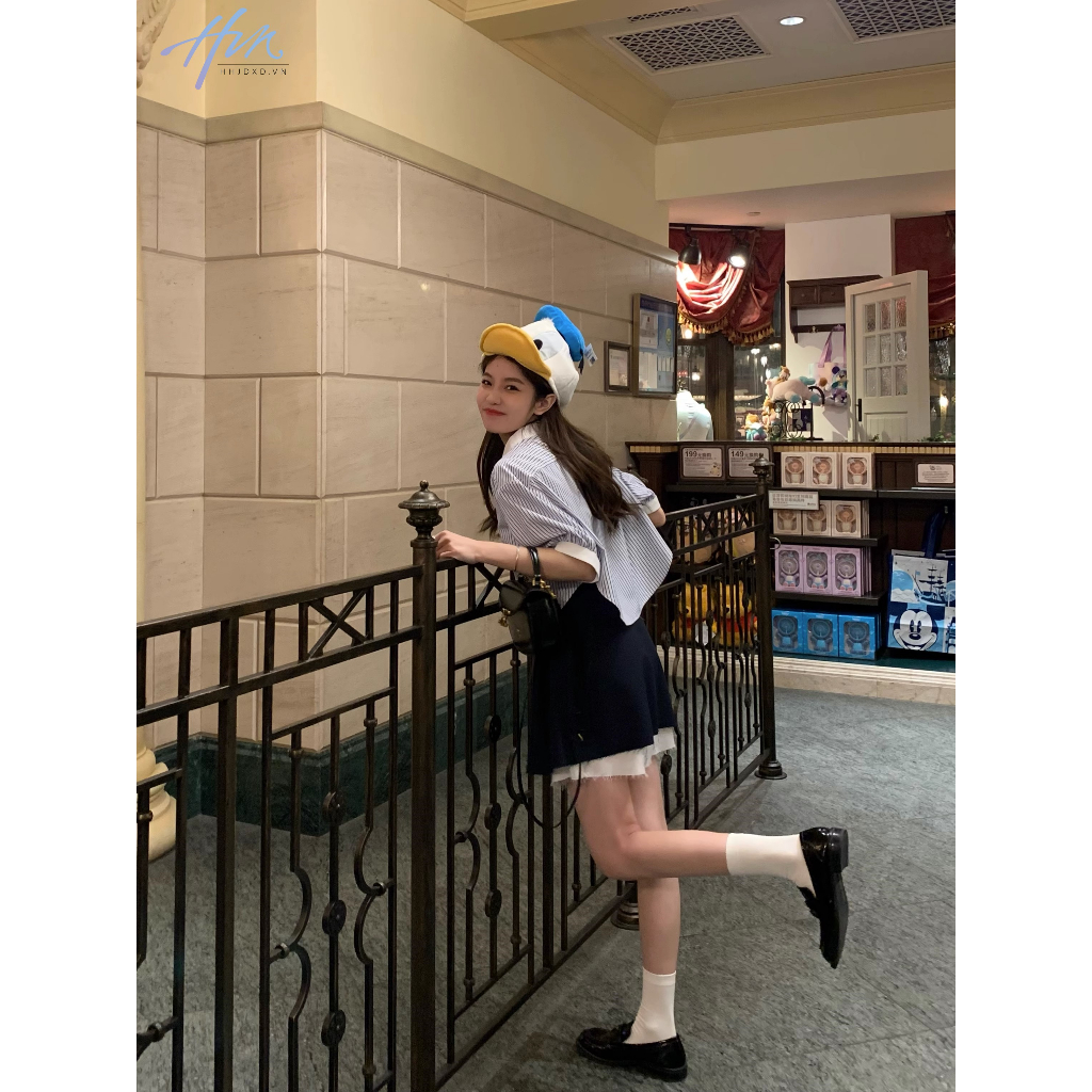 Áo Sơ Mi Tay Ngắn Họa Tiết Sọc Thời Trang Hàn Quốc Dễ Phối Đồ Cho Nữ