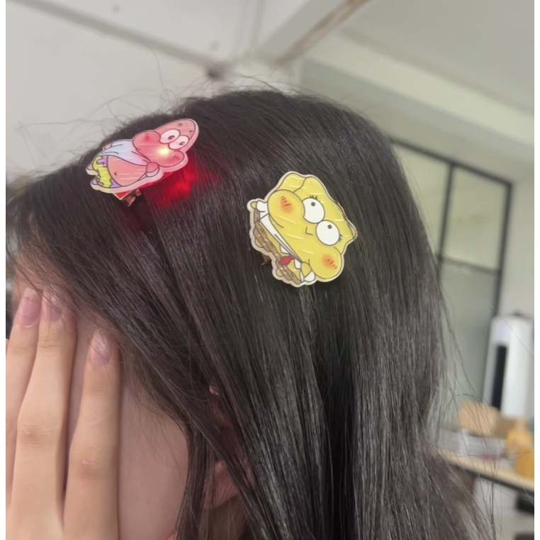 Kẹp Tóc Hình Vuông / Ngôi Sao Lớn Bằng acrylic Phát Sáng Dễ Thương Cho Nữ