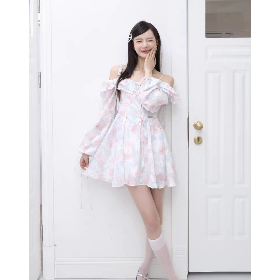 Đầm Hai Dây Ôm Eo Họa Tiết Hoa Phong Cách Pháp Thanh Lịch Kiểu Mới Cho Nữ